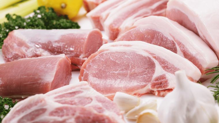 Pork prices fall as farmers rush to sell amid ASF fears