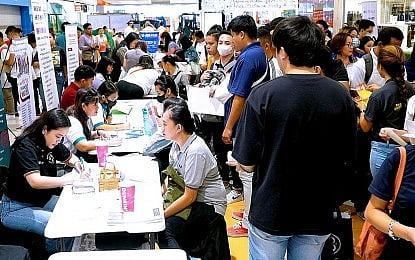 Youth employment recovery stalls as AI risks grow