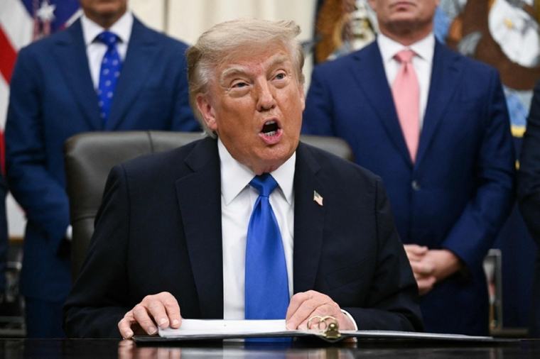 Trump's new bid to curb birthright citizenship blocked