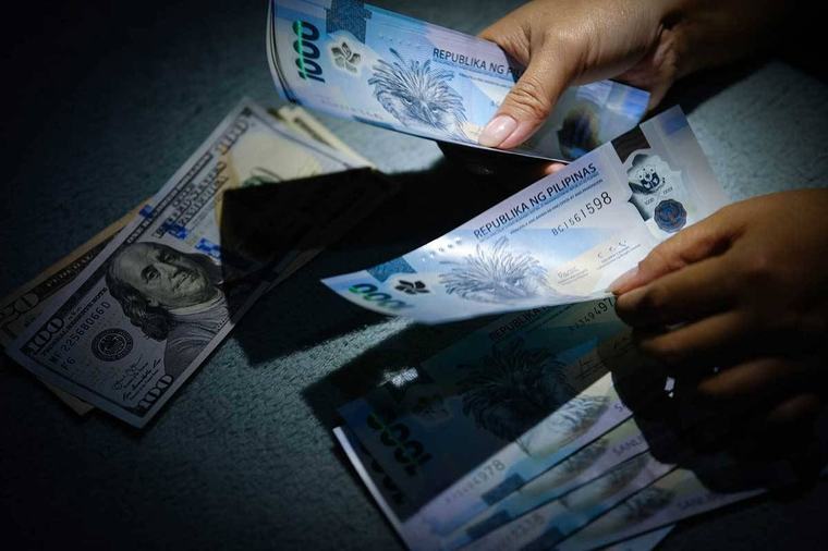Peso gains but stays in P62 to $1 territory